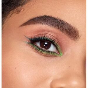 COVERGIRL - Clump Crusher by Lash Blast Mascara, 20X More Volume, Double Sided Brush, Long-Lasting Wear, 100% Cruelty-Free - Image 4