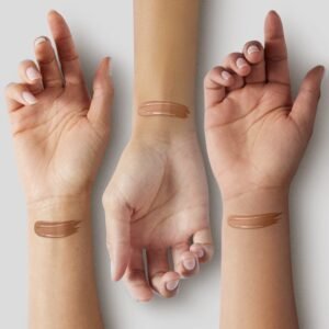 CoverGirl & Olay Simply Ageless 3-in-1 Liquid Foundation, Matte Finish, Hyaluronic & Vitamin C Formula, Cruelty Free, Classic Tan, 1 Count - Image 4